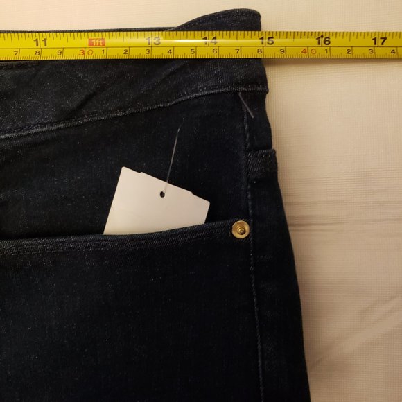 FRAME Le One Flare High Rise Stretch Denim Jeans In Keller Blue - Picture 6 of 11